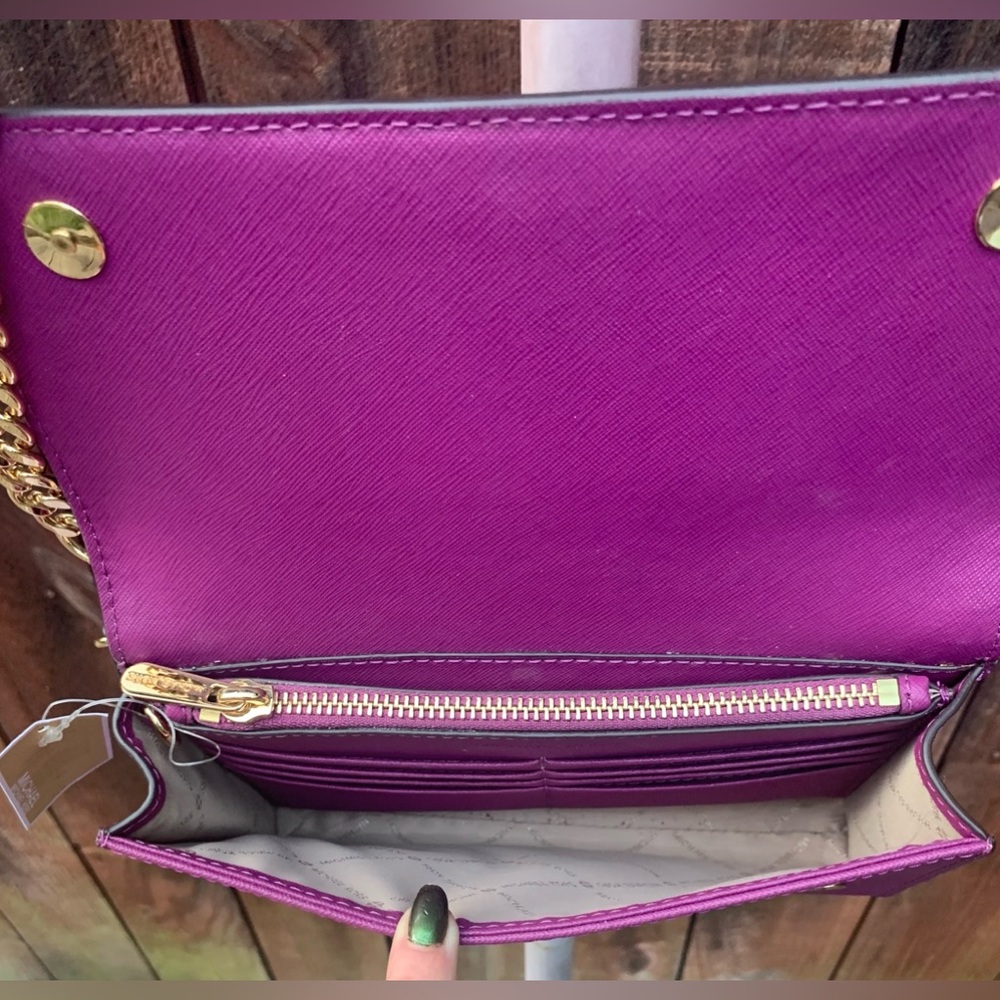 MICHAEL KORS JET SET TRAVEL LEATHER CROSSBODY - Picture 6 of 13